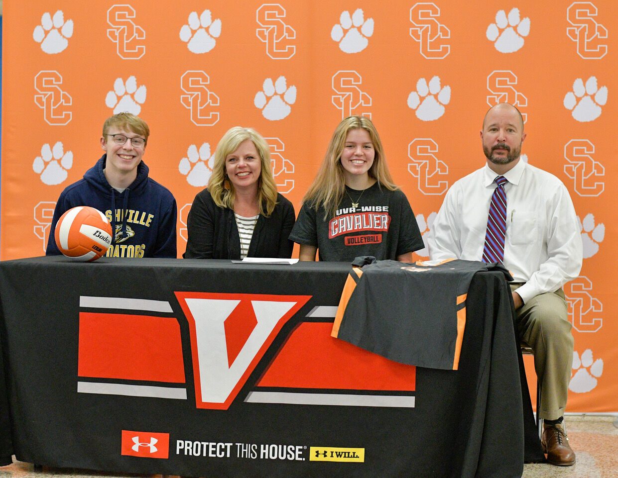 Taylor Wilson is joined by family for signing day
